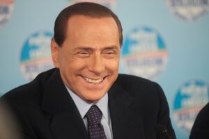 Silvio Berlusconi: il Berlusconismo e l’impronta profonda sulla politica e la società italiana